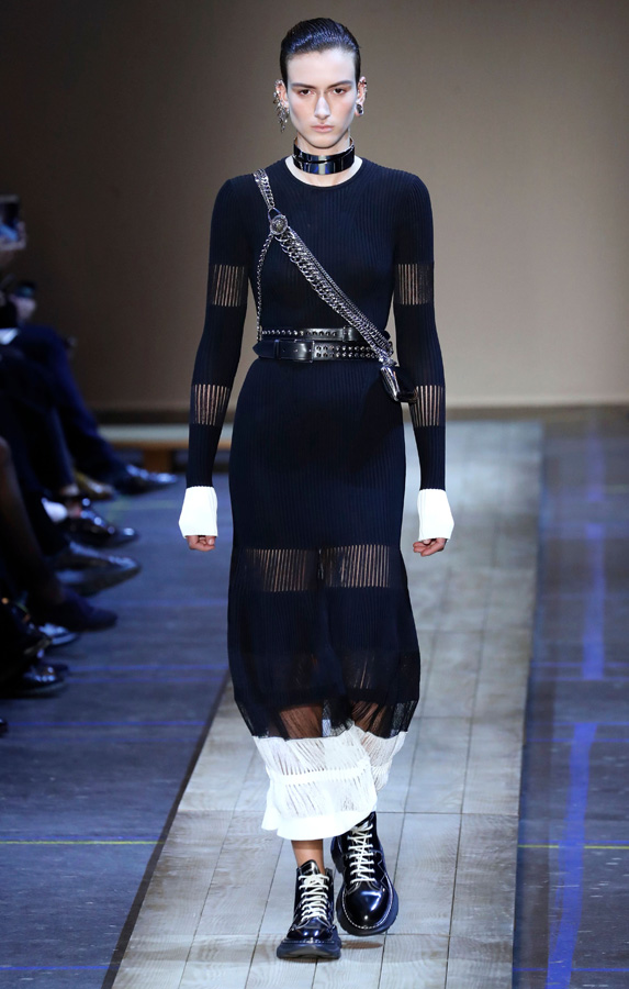 Alexander McQueen Sonbahar/Kış 2019 koleksiyonu