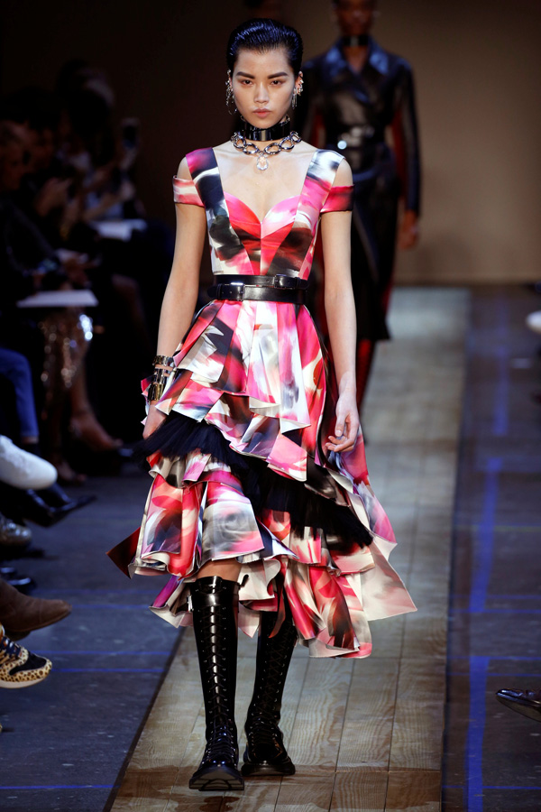 Alexander McQueen Sonbahar/Kış 2019 koleksiyonu
