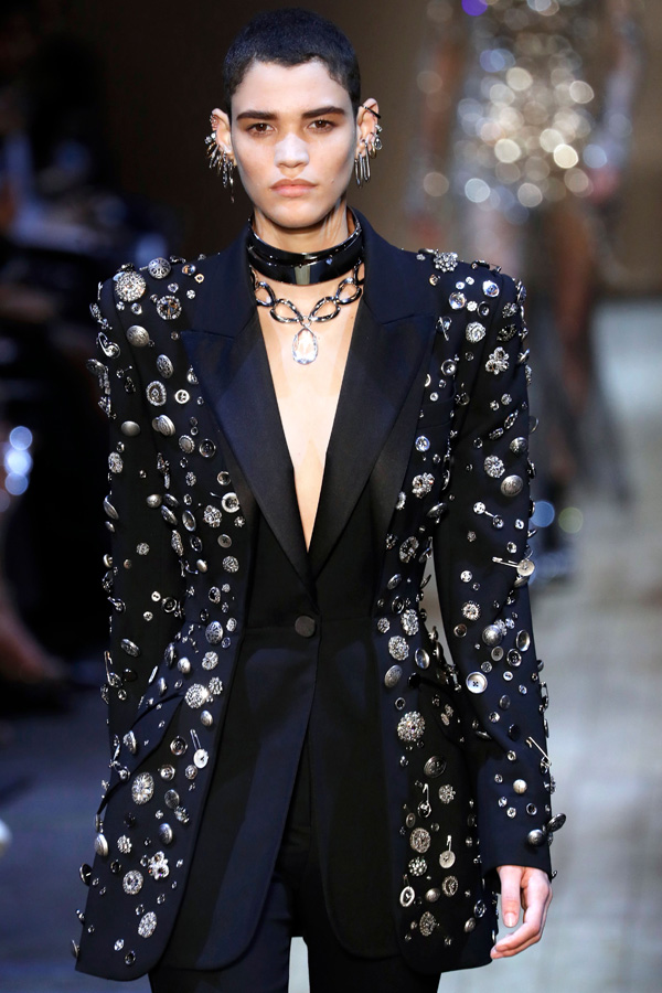 Alexander McQueen Sonbahar/Kış 2019 koleksiyonu
