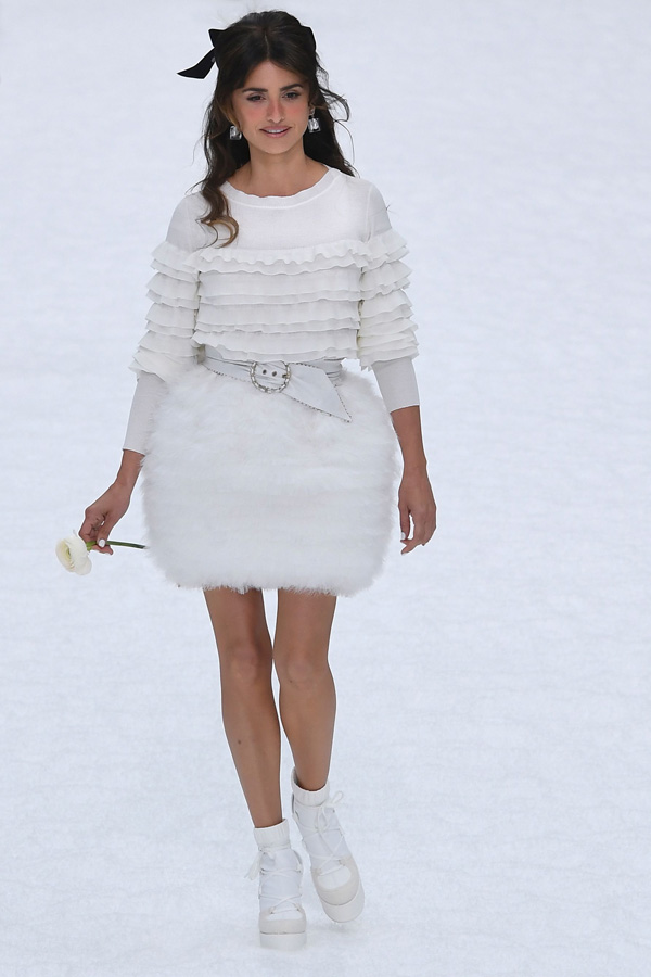 Karl Lagerfeld'in son Chanel koleksiyonu