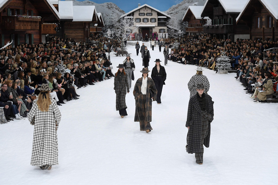 Karl Lagerfeld'in son Chanel koleksiyonu