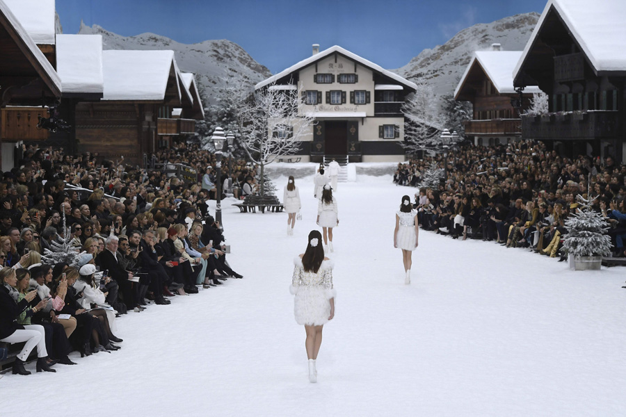 Karl Lagerfeld'in son Chanel koleksiyonu