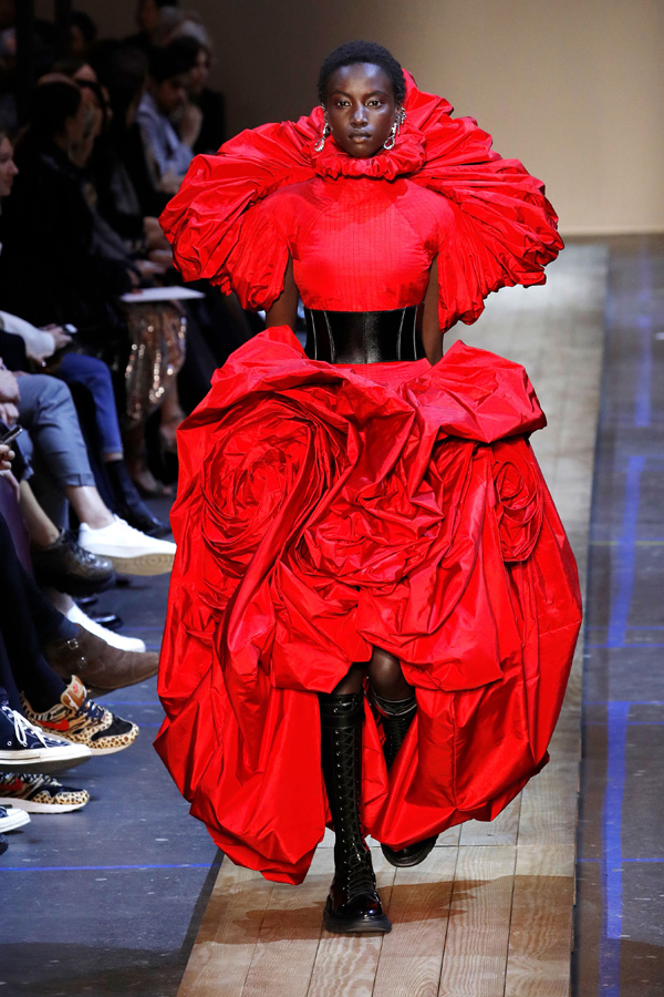 Alexander McQueen Sonbahar/Kış 2019 koleksiyonu
