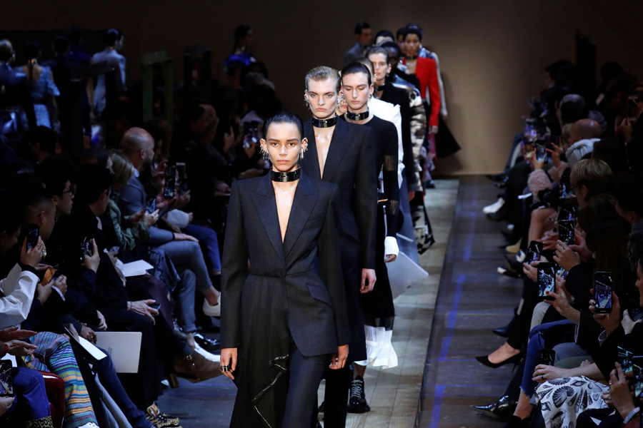 Alexander McQueen Sonbahar/Kış 2019 koleksiyonu