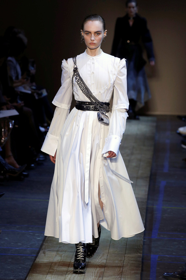 Alexander McQueen Sonbahar/Kış 2019 koleksiyonu