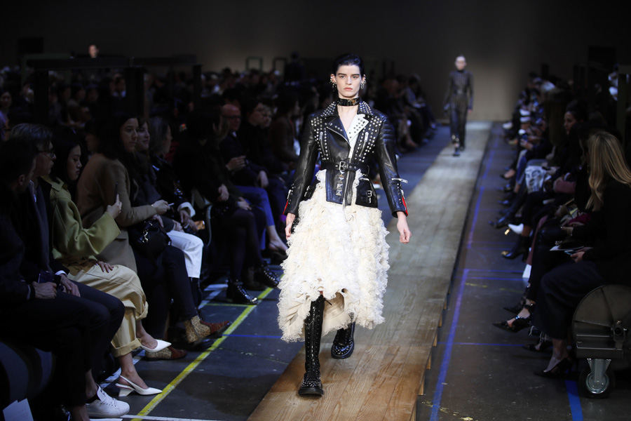 Alexander McQueen Sonbahar/Kış 2019 koleksiyonu