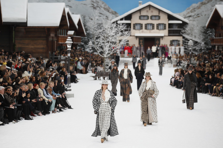 Karl Lagerfeld'in son Chanel koleksiyonu