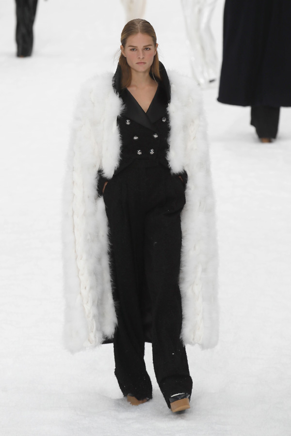 Karl Lagerfeld'in son Chanel koleksiyonu