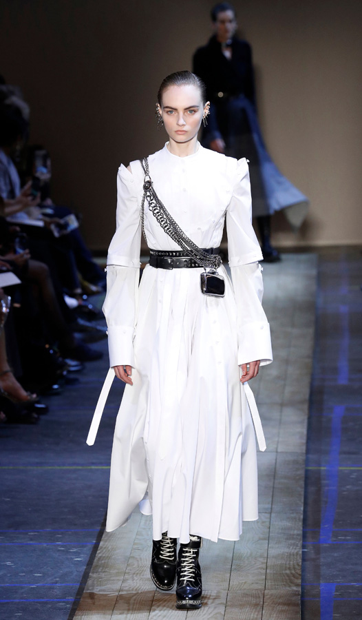 Alexander McQueen Sonbahar/Kış 2019 koleksiyonu