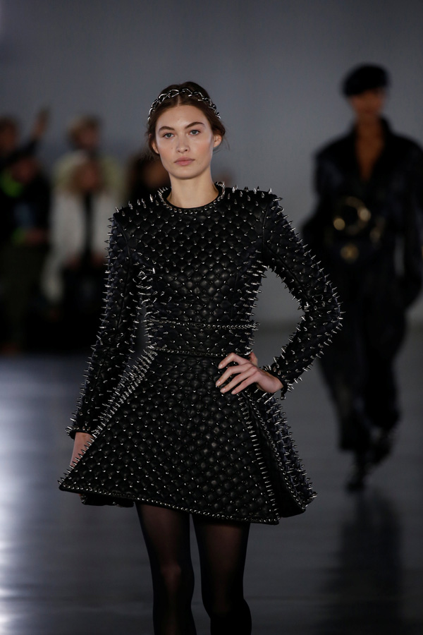 Balmain Sonbahar/Kış 2019 koleksiyonu