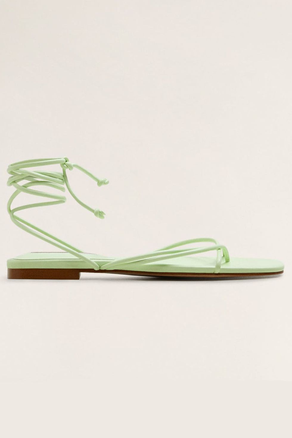 Yeni sezon için en havalı sandaletler