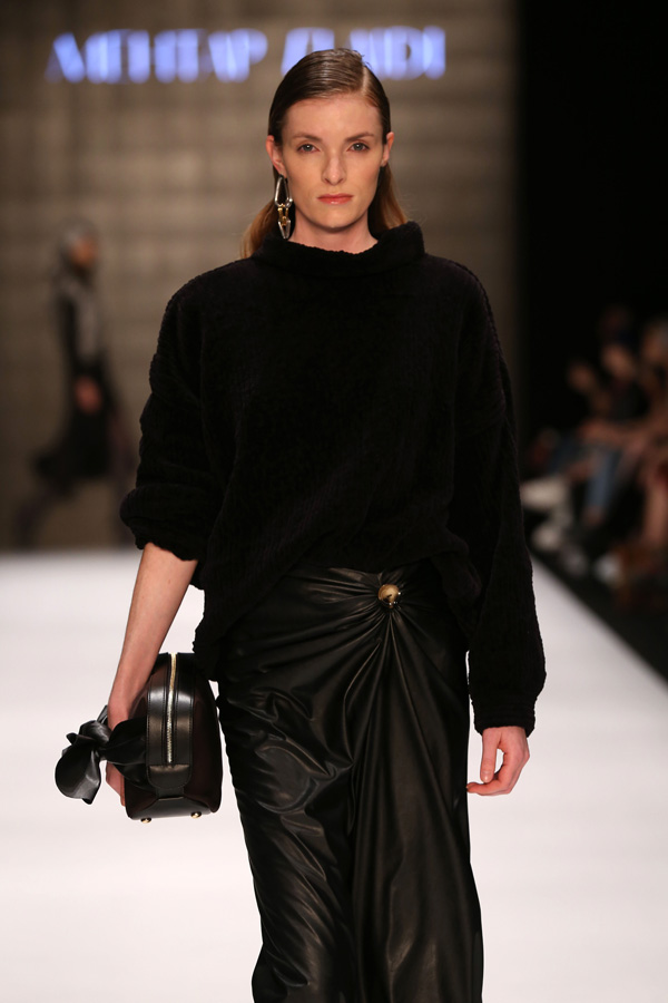 Mehtap Elaidi Sonbahar/Kış 2019 koleksiyonu