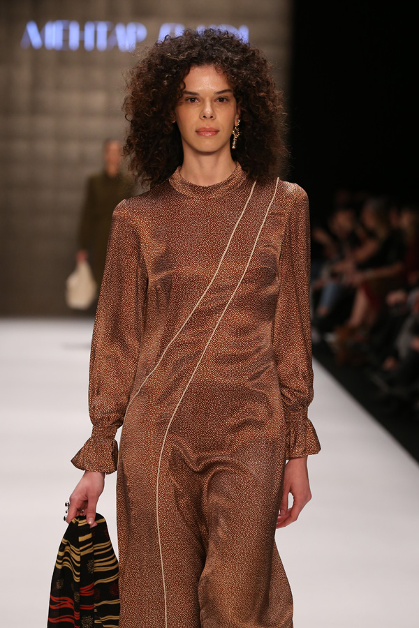 Mehtap Elaidi Sonbahar/Kış 2019 koleksiyonu