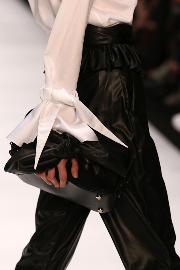 Mehtap Elaidi Sonbahar/Kış 2019 koleksiyonu