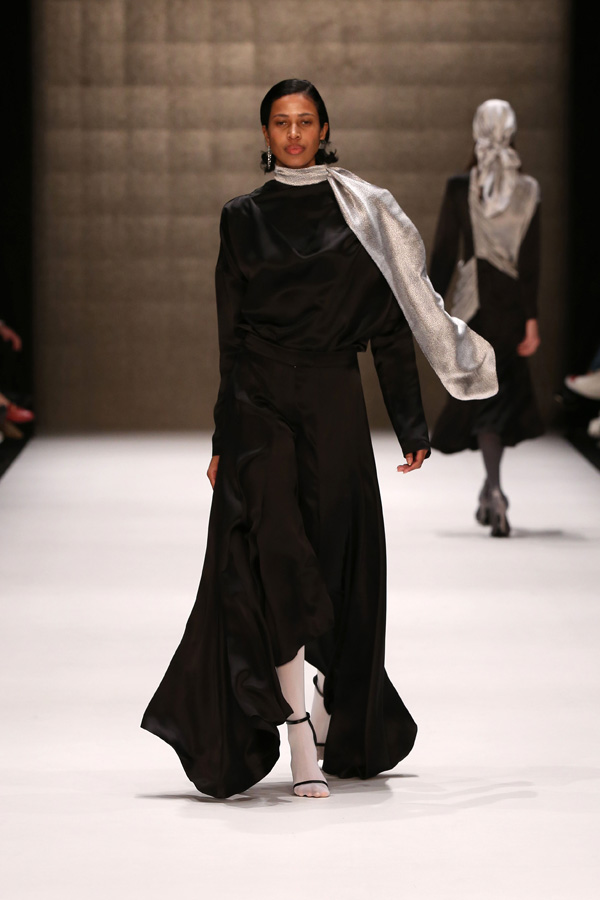 Mehtap Elaidi Sonbahar/Kış 2019 koleksiyonu