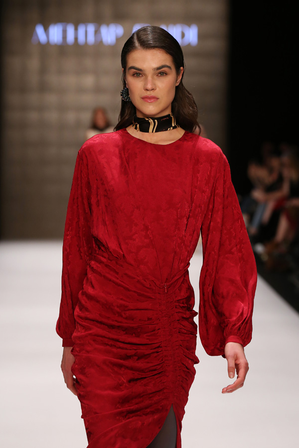 Mehtap Elaidi Sonbahar/Kış 2019 koleksiyonu