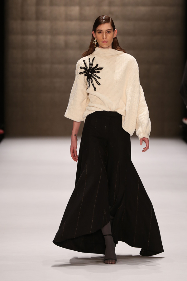 Mehtap Elaidi Sonbahar/Kış 2019 koleksiyonu