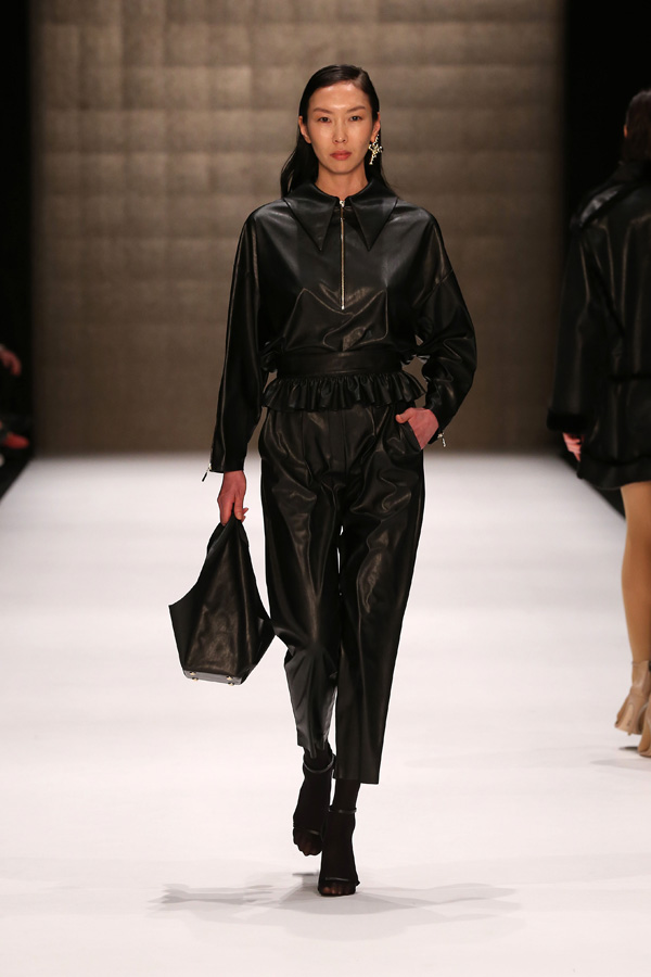 Mehtap Elaidi Sonbahar/Kış 2019 koleksiyonu