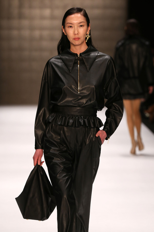 Mehtap Elaidi Sonbahar/Kış 2019 koleksiyonu