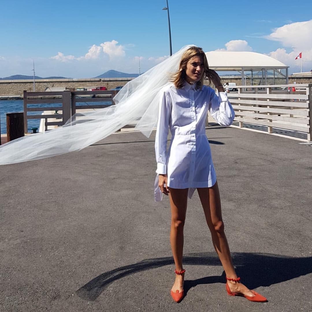 Cesur gelinlerin sıra dışı gelinlikleri