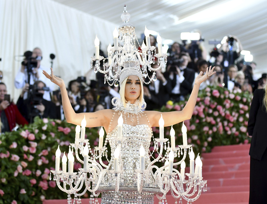 MET Gala 2019'da Camp teması vardı