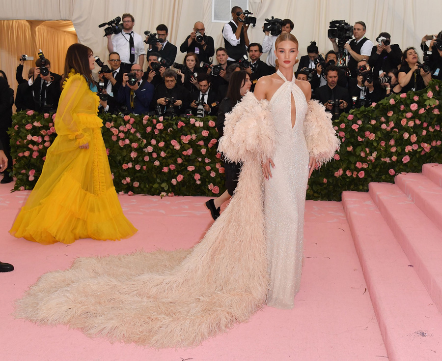MET Gala 2019'da Camp teması vardı