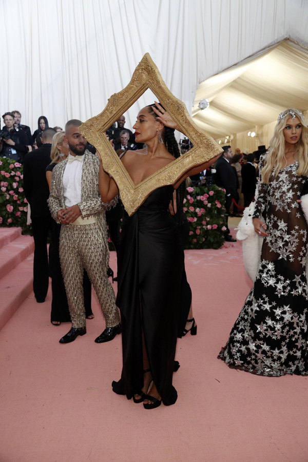 MET Gala 2019'da Camp teması vardı