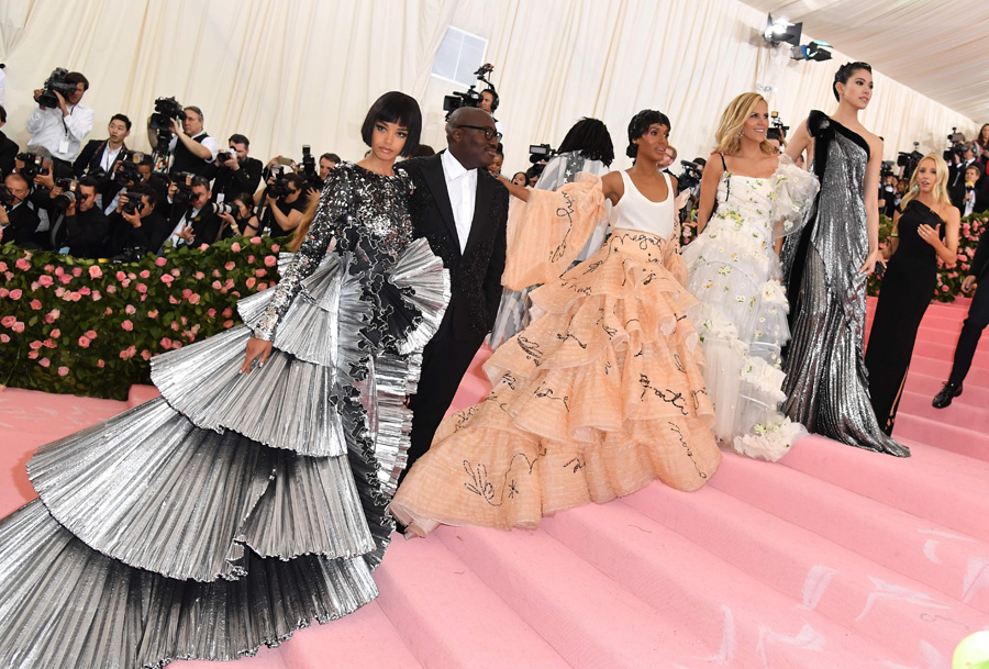 MET Gala 2019'da Camp teması vardı