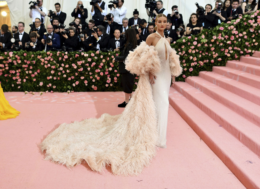 MET Gala 2019'da Camp teması vardı