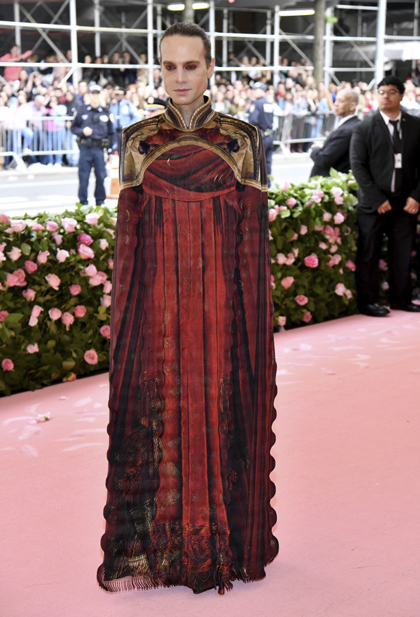 MET Gala 2019'da Camp teması vardı