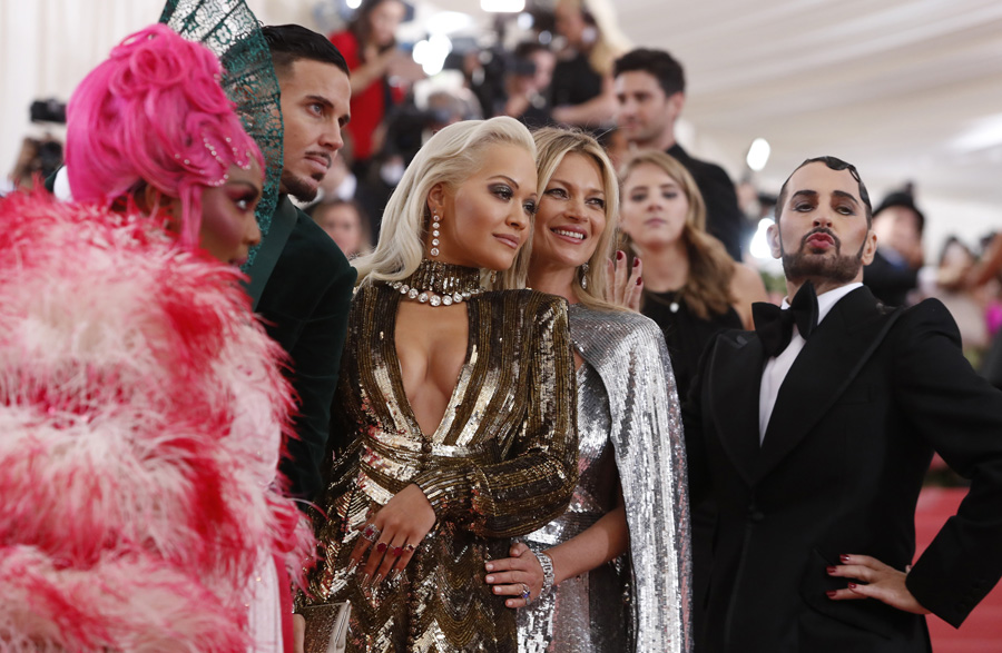 MET Gala 2019'da Camp teması vardı