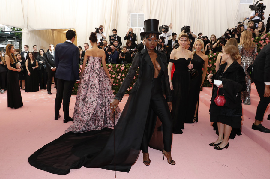MET Gala 2019'da Camp teması vardı
