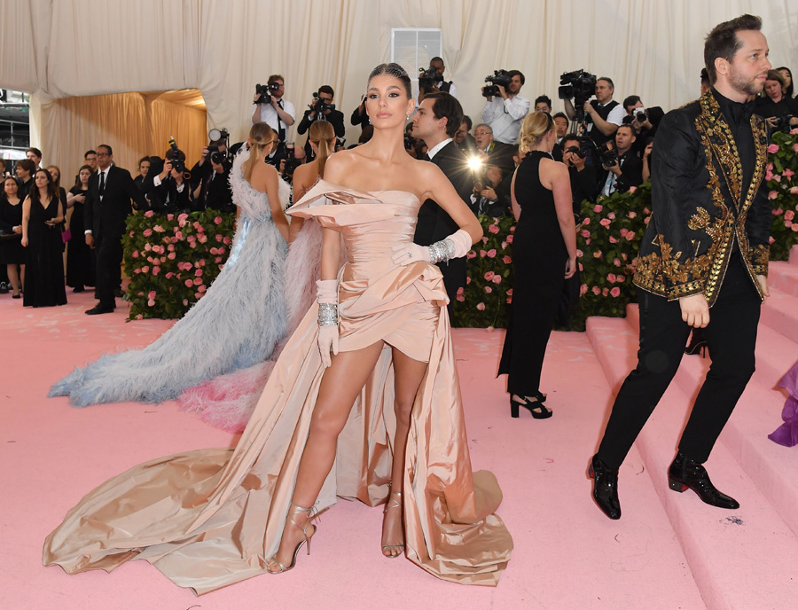 MET Gala 2019'da Camp teması vardı