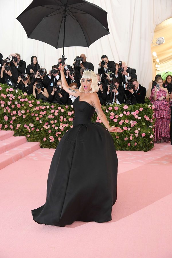 MET Gala 2019'da Camp teması vardı