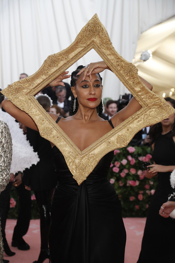 MET Gala 2019'da Camp teması vardı