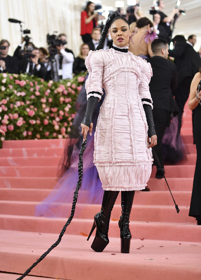 MET Gala 2019'da Camp teması vardı