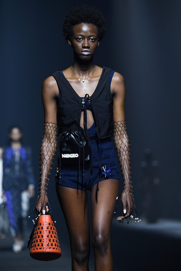 Kenzo Erkek ve Kadın İlkbahar/Yaz 2020 koleksiyonu