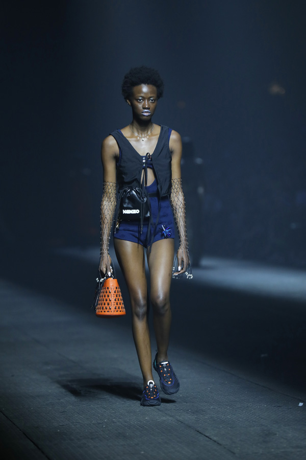 Kenzo Erkek ve Kadın İlkbahar/Yaz 2020 koleksiyonu