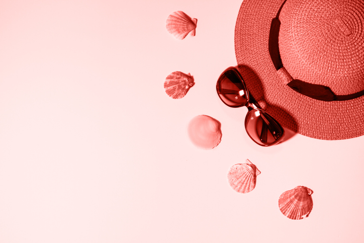 Canlı mercan renginin muhteşem yansımaları