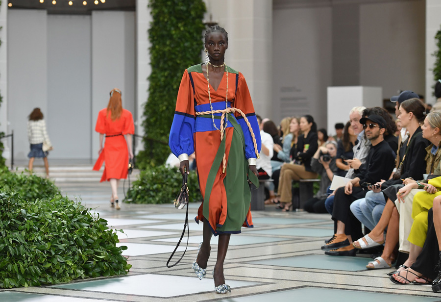 Tory Burch İlkbahar/Yaz 2020 koleksiyonu