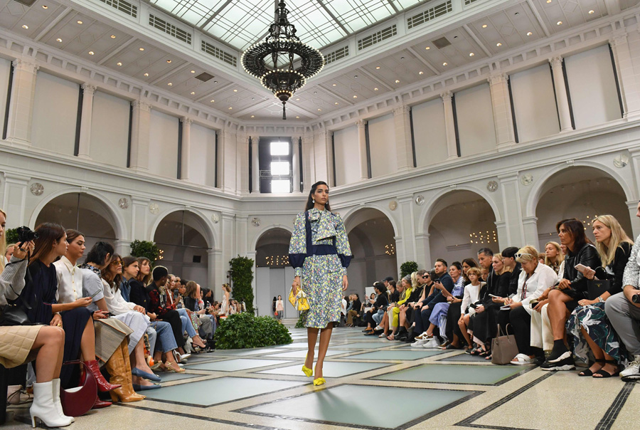 Tory Burch İlkbahar/Yaz 2020 koleksiyonu