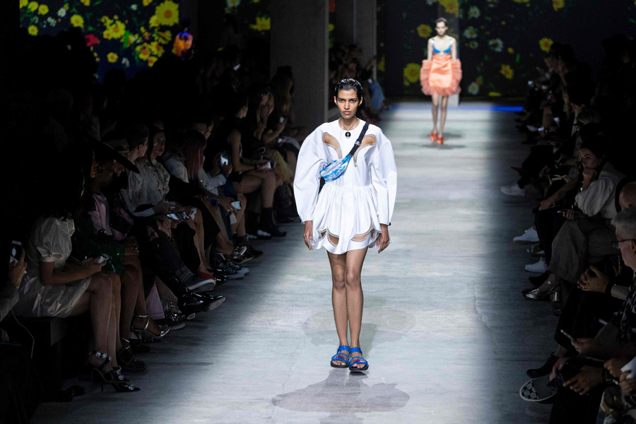 Christopher Kane İlkbahar/Yaz 2020 koleksiyonu