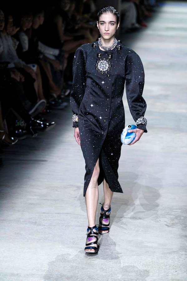 Christopher Kane İlkbahar/Yaz 2020 koleksiyonu