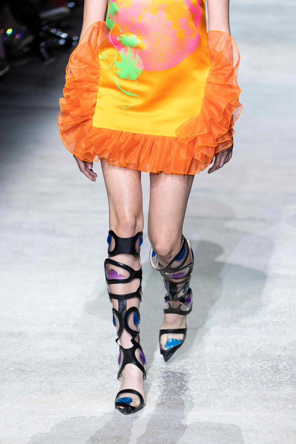 Christopher Kane İlkbahar/Yaz 2020 koleksiyonu