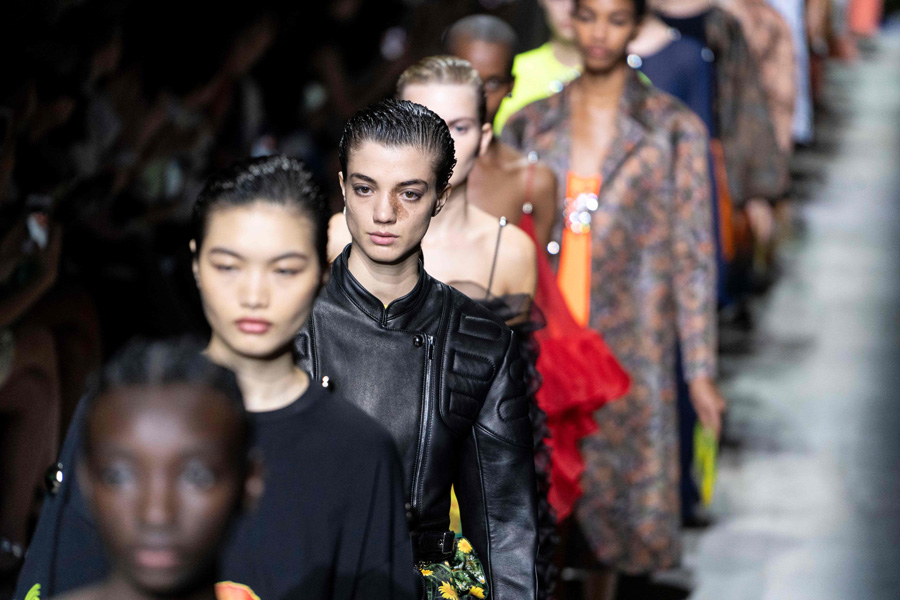 Christopher Kane İlkbahar/Yaz 2020 koleksiyonu
