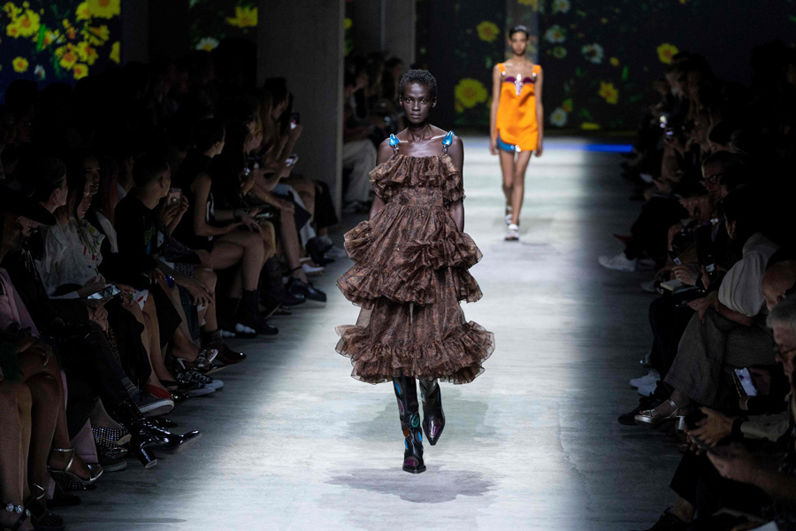 Christopher Kane İlkbahar/Yaz 2020 koleksiyonu