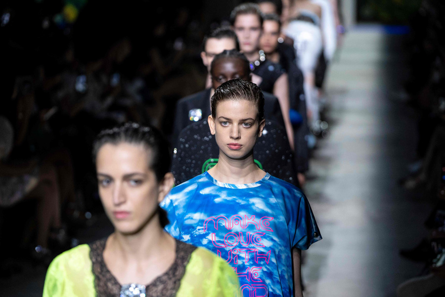 Christopher Kane İlkbahar/Yaz 2020 koleksiyonu