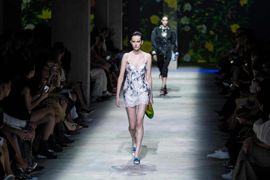 Christopher Kane İlkbahar/Yaz 2020 koleksiyonu