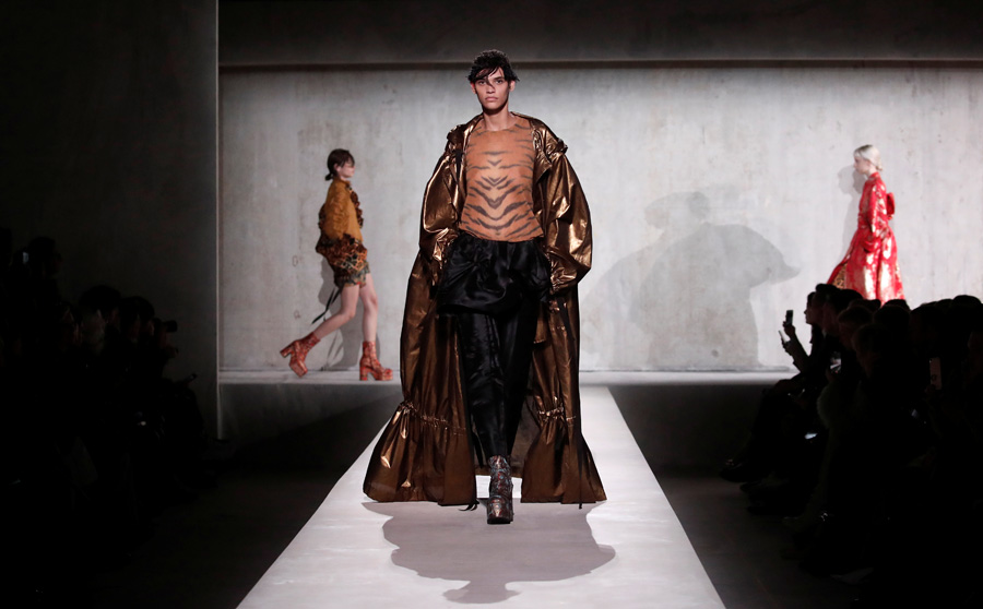 Dries Van Noten İlkbahar/Yaz 2020 koleksiyonu