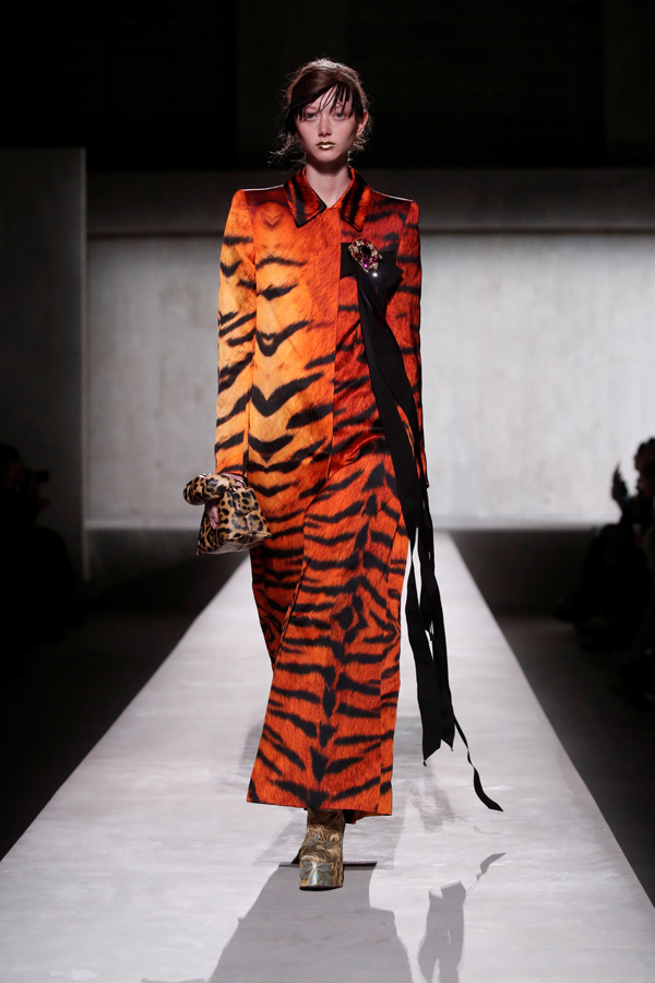 Dries Van Noten İlkbahar/Yaz 2020 koleksiyonu